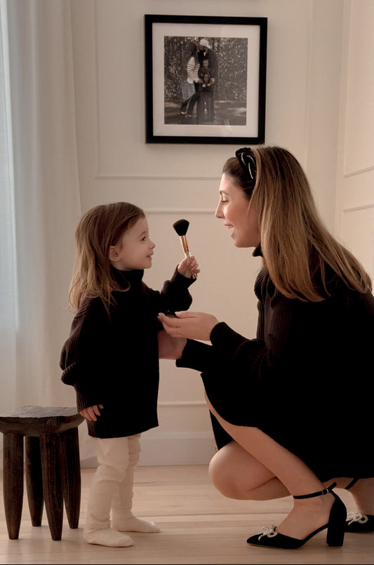 Le pull évolutif brun pour enfants unisexe